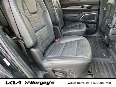 Certified 2022 Kia Telluride SX w/ SX Prestige Package AWD/4WD image 28