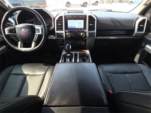 Used 2020 Ford F150 Lariat image 11