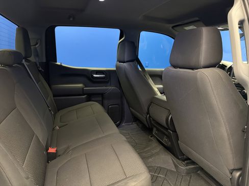 Used 2021 Chevrolet Silverado 1500 Custom AWD/4WD image 23