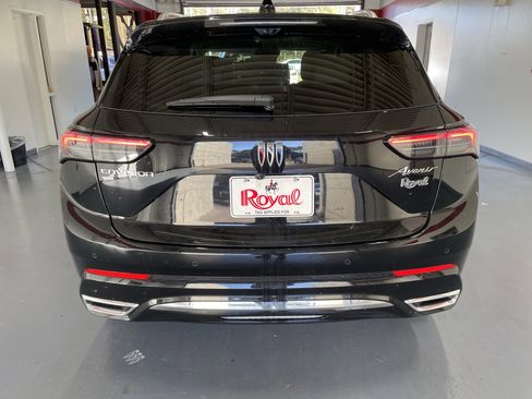 New 2026 Buick Envision Avenir image 5