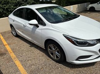 Used 2017 Chevrolet Cruze LT FWD video 3