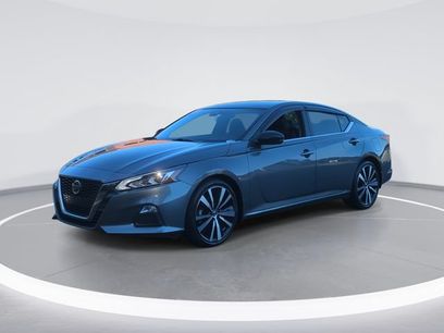 Used 2021 Nissan Altima 2.5 SR w/ SR Premium Package