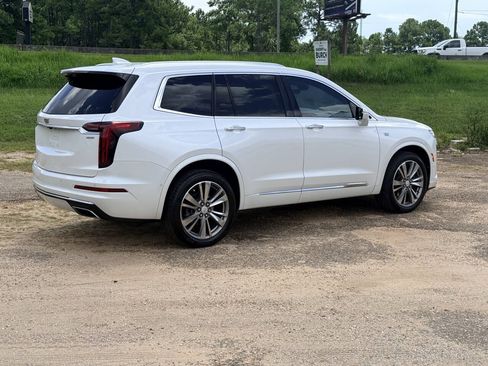 Used 2021 Cadillac XT6 Premium Luxury w/ Platinum Package AWD/4WD image 5
