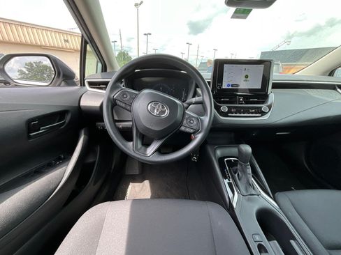 Used 2026 Toyota Corolla LE FWD image 8