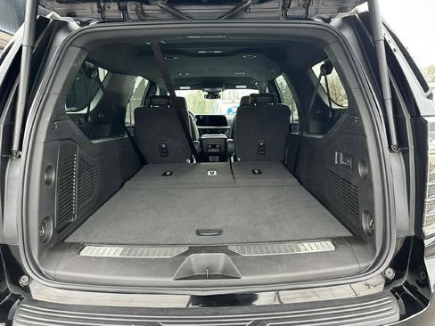 Certified 2025 Chevrolet Suburban Premier image 53