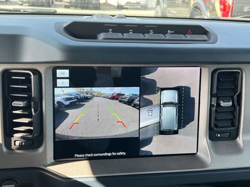 New 2024 Ford Bronco Outer Banks w/ Sasquatch Package image 19