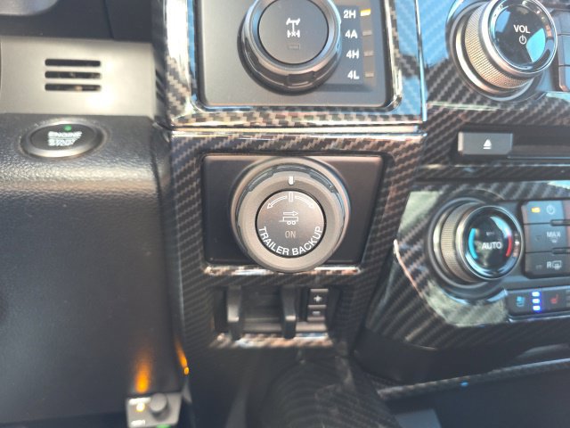 Used 2018 Ford F150 Raptor w/ Equipment Group 802A Luxury AWD/4WD image 19