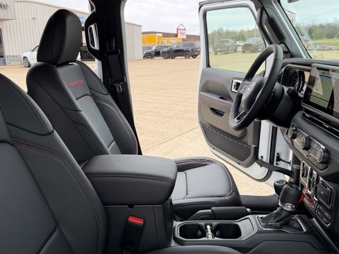 New 2026 Jeep Gladiator Rubicon image 31