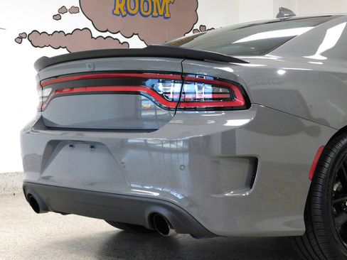 Used 2018 Dodge Charger R/T Scat Pack RWD image 65