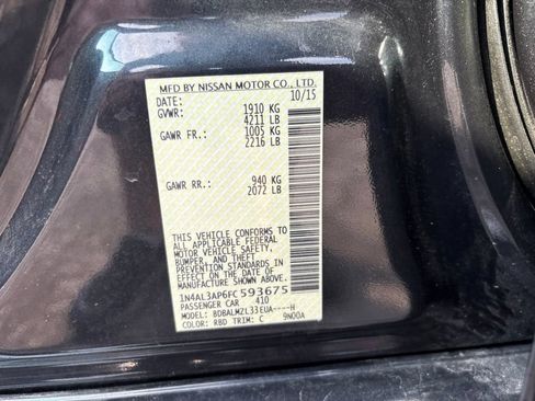 Used 2015 Nissan Altima 2.5 SV w/ Convenience Package FWD image 10
