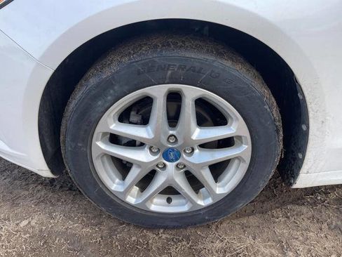 Used 2013 Ford Fusion SE image 11