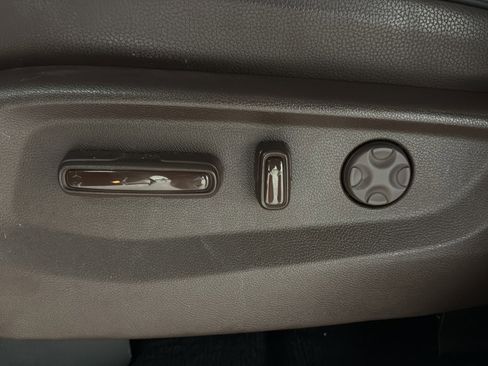 Used 2025 Honda Odyssey Touring image 18