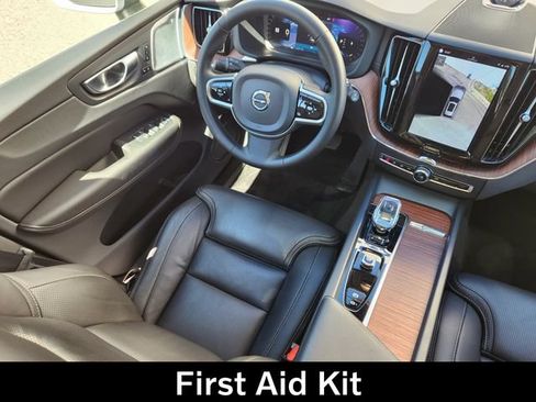Certified 2023 Volvo XC60 B5 Ultimate AWD/4WD image 12