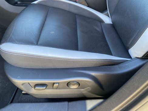 Used 2024 Buick Envision Sport Touring image 22