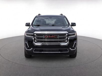 Used 2023 GMC Acadia SLT