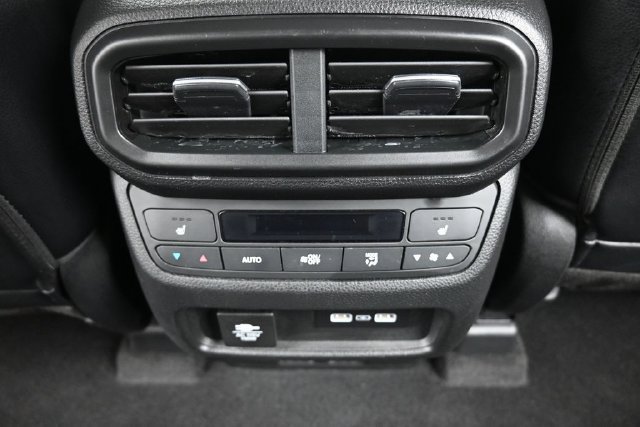Used 2023 Honda Pilot Elite image 17