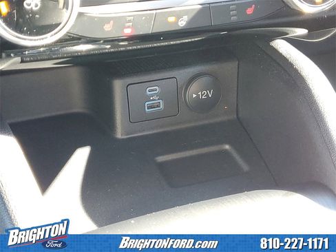 Used 2022 Ford Escape SE w/ Cold Weather Package image 26