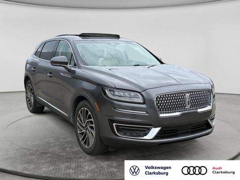 Used 2019 Lincoln Nautilus Reserve AWD/4WD image 3