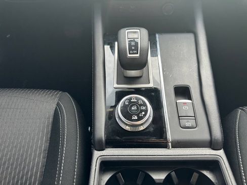 Used 2022 Mitsubishi Outlander ES AWD/4WD image 21