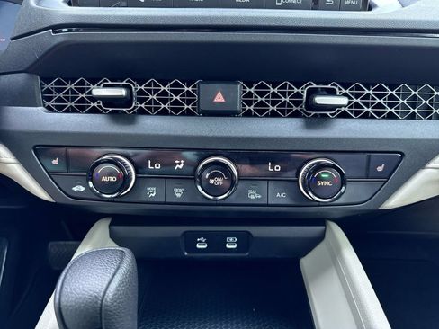 Used 2023 Honda Accord EX image 18