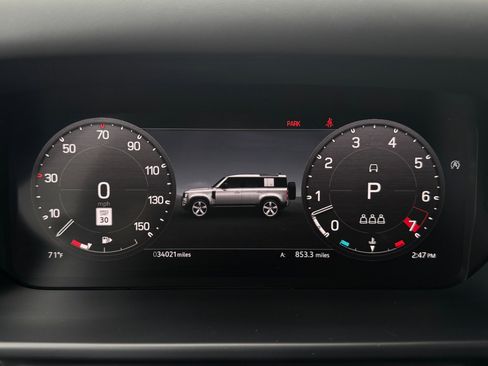 Used 2023 Land Rover Defender 110 image 67