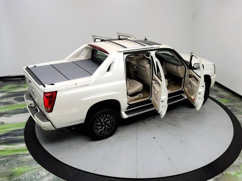 Used 2003 Cadillac Escalade EXT AWD/4WD image 35