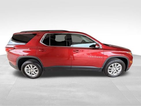 Used 2021 Chevrolet Traverse LT AWD/4WD image 6