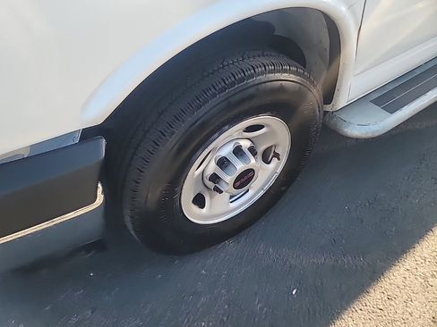 Used 2024 GMC Savana 2500 w/ Driver Convenience Package image 2