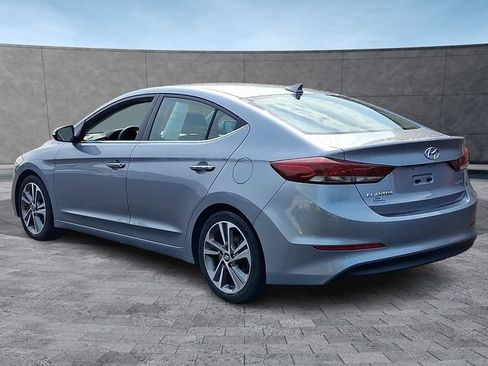 Used 2017 Hyundai Elantra Limited w/ Limited Tech Package 04 FWD image 4