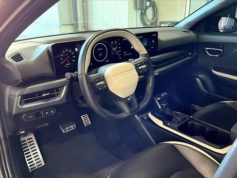 Used 2025 Kia K4 GT-Line Turbo image 4