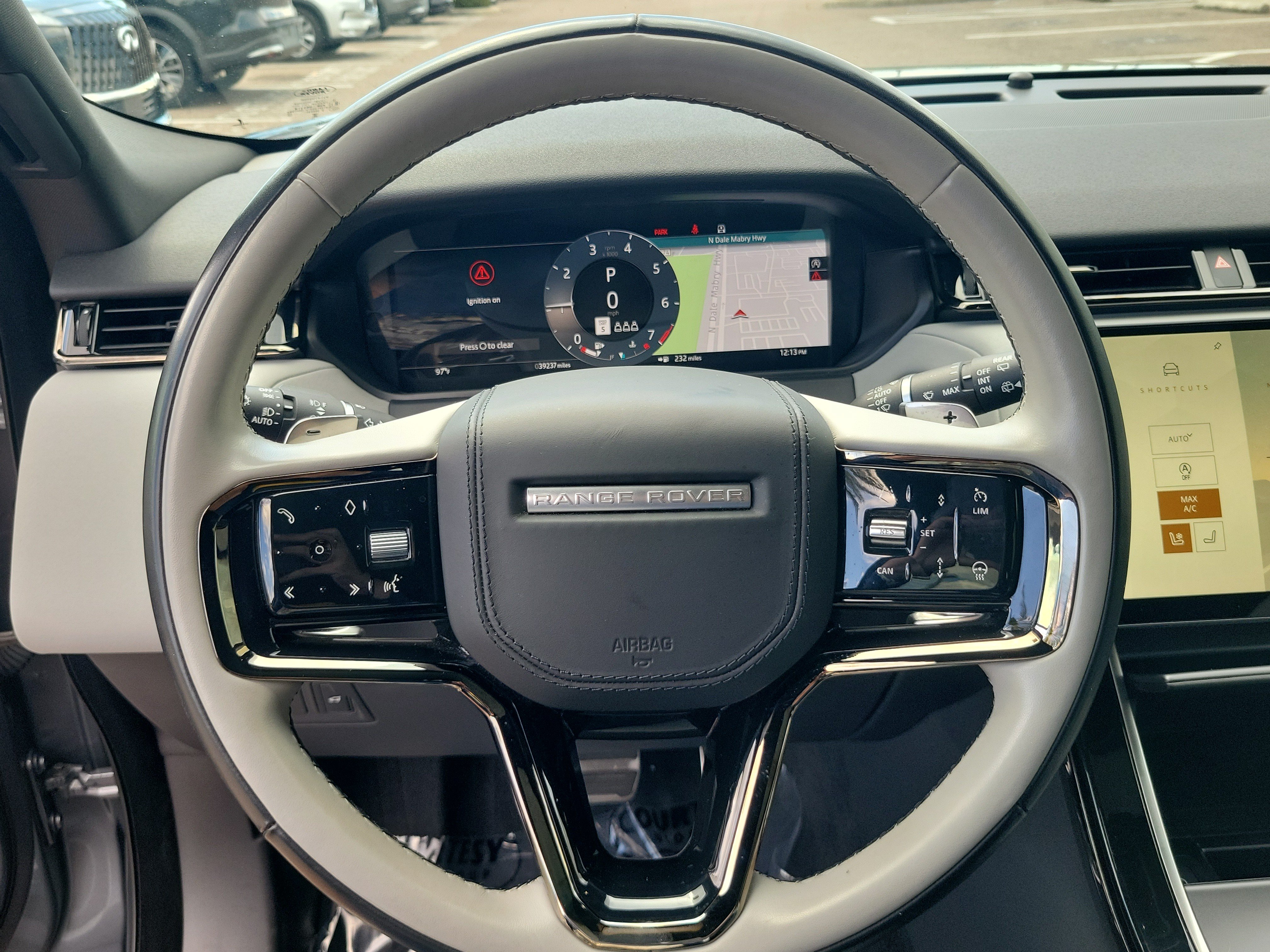 Used 2024 Land Rover Range Rover Velar Dynamic SE AWD/4WD image 16
