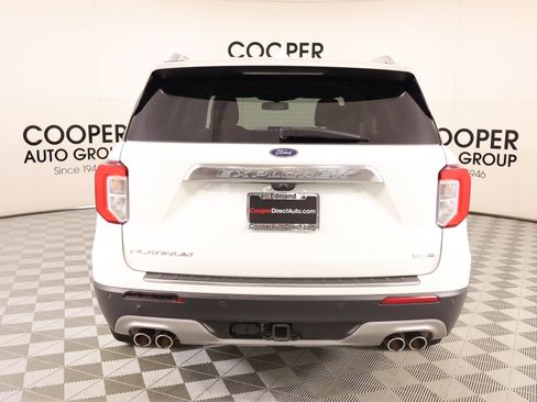 Used 2020 Ford Explorer Platinum w/ Premium Technology Package image 24