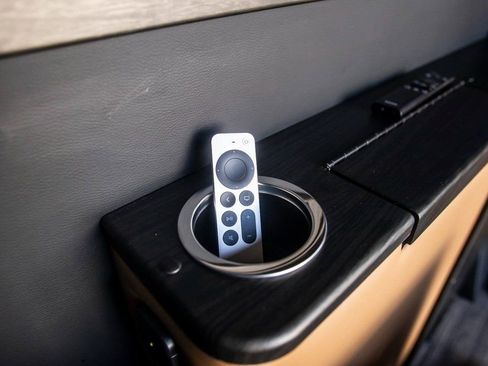 Used 2022 Mercedes-Benz Sprinter 3500 image 33