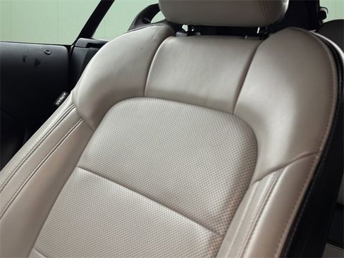 Used 2024 Ford Mustang Premium image 43