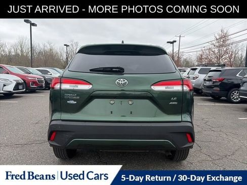 Used 2023 Toyota Corolla Cross LE image 7