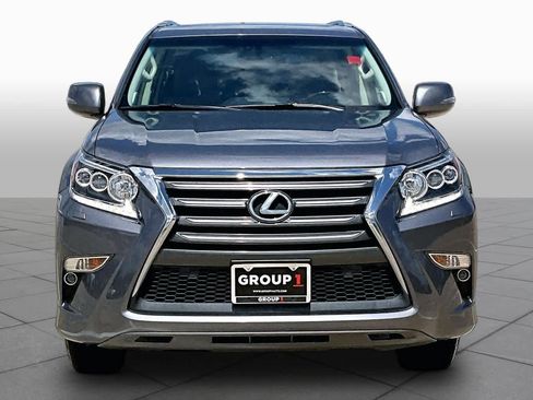 Used 2017 Lexus GX 460 Premium w/ Premium Package AWD/4WD image 4