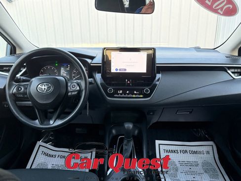 Used 2023 Toyota Corolla LE FWD image 21