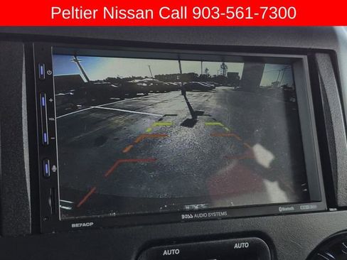 Used 2016 Jeep Wrangler Unlimited Sahara image 32