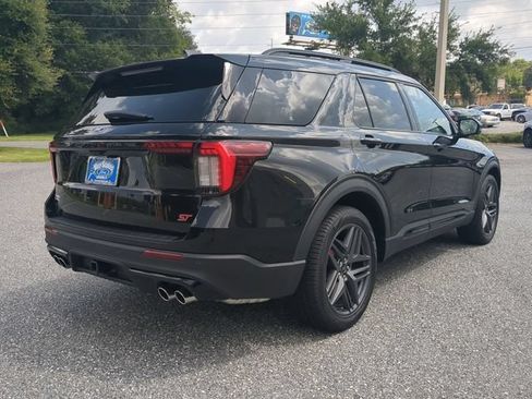 New 2026 Ford Explorer ST RWD image 5