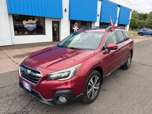 Used 2018 Subaru Outback 2.5i Limited AWD/4WD image 2