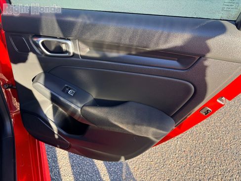 Used 2023 Honda Civic Sport image 26