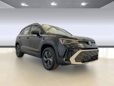 New 2026 Volkswagen Taos S image 7