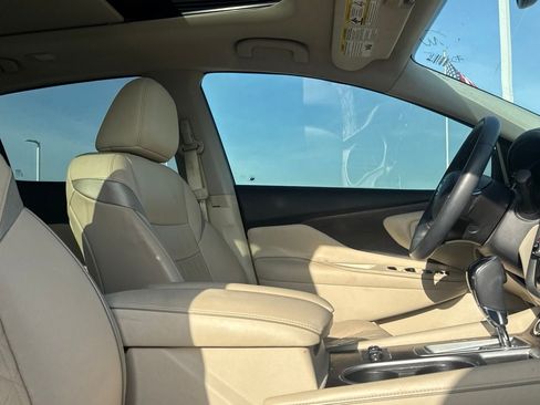 Used 2019 Nissan Murano Platinum w/ Cargo Package FWD image 26