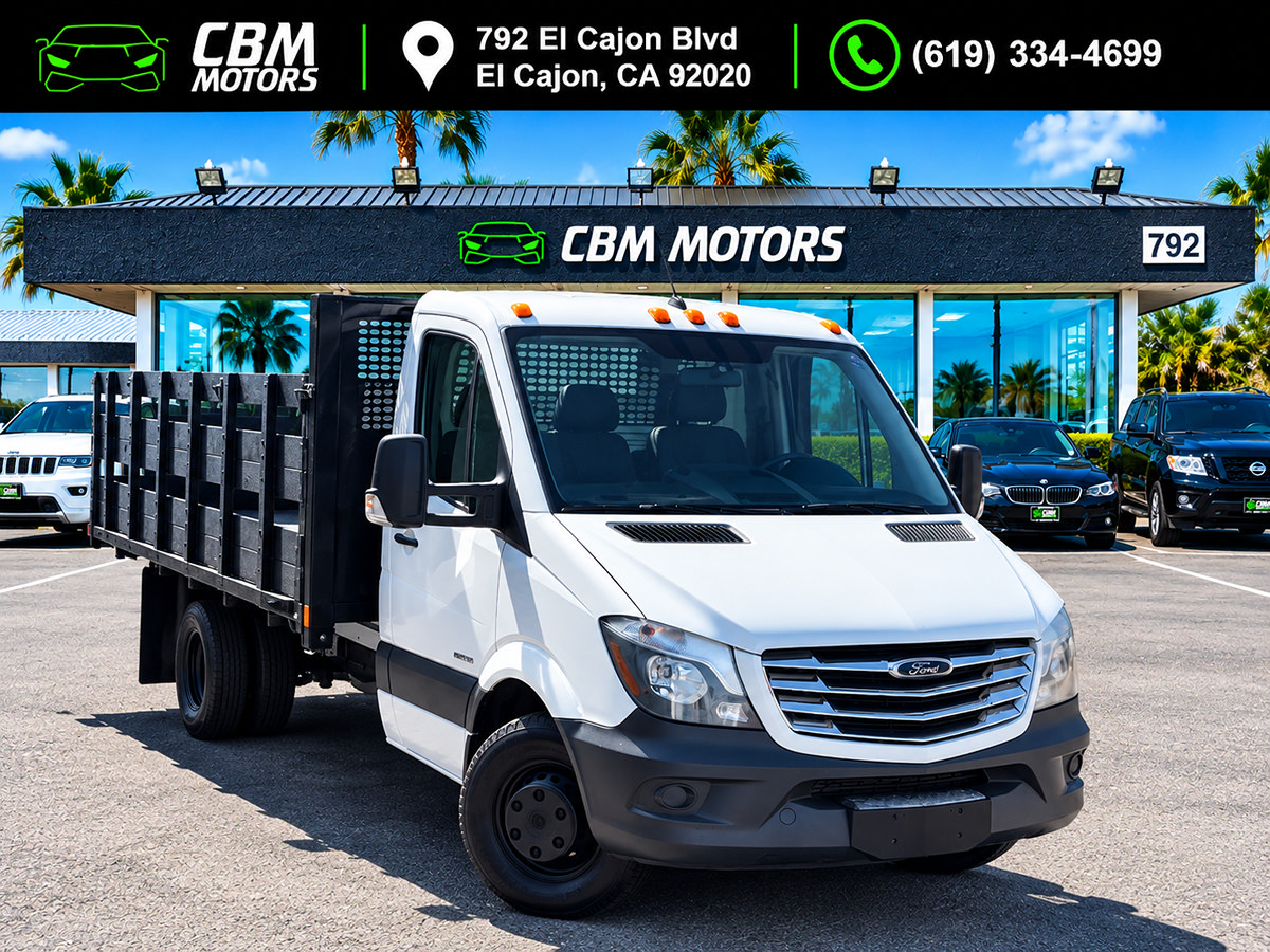 Used 2014 Freightliner Sprinter 3500 w/ Front Bench Seat Package RWD image 1