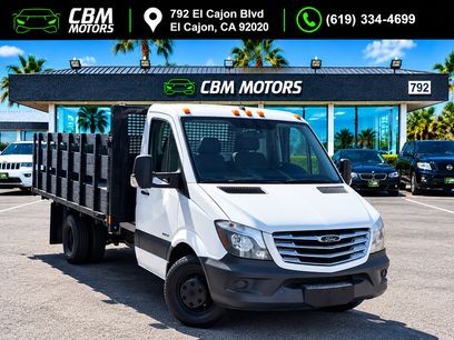 Used 2014 Freightliner Sprinter 3500 w/ Front Bench Seat Package