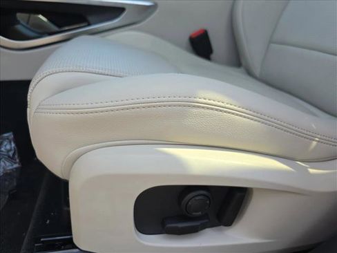 New 2026 Jaguar F-PACE R-Dynamic S image 26