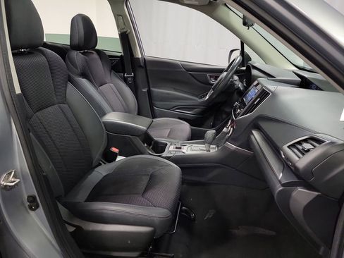 Used 2023 Subaru Forester Premium AWD/4WD image 27
