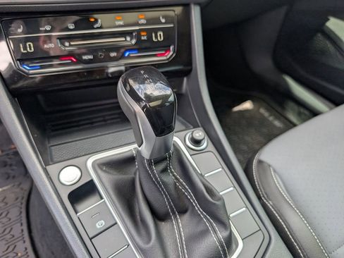 New 2025 Volkswagen Jetta SE image 13