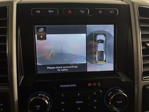 Used 2019 Ford F450 Lariat w/ Lariat Ultimate Package AWD/4WD image 16