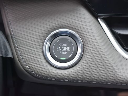 New 2026 Chevrolet Equinox LT w/ Convenience Package II image 29